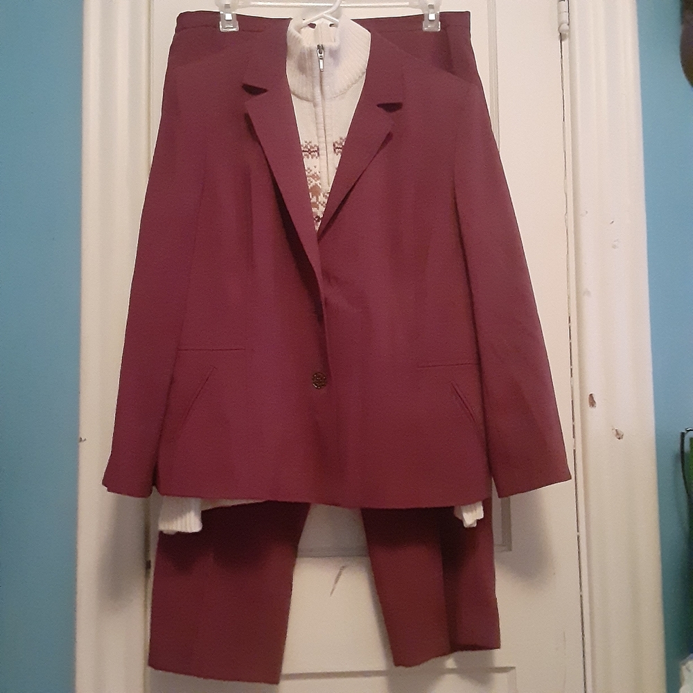 4 Piece Suit